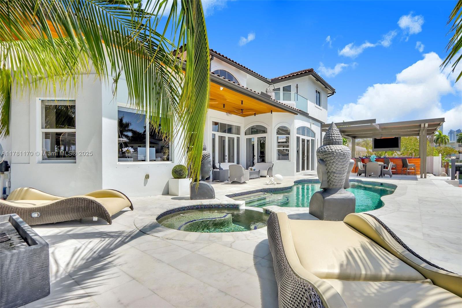 EASTERN SHORES 1ST ADDN - Residential