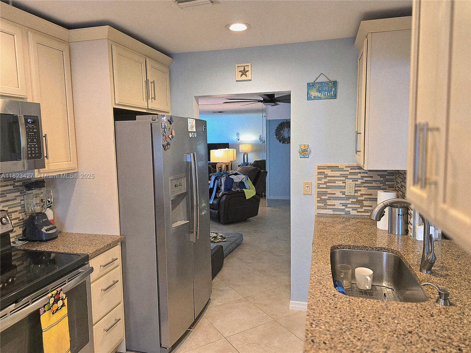 PALM BEACH LEISUREVILLE S - Residential