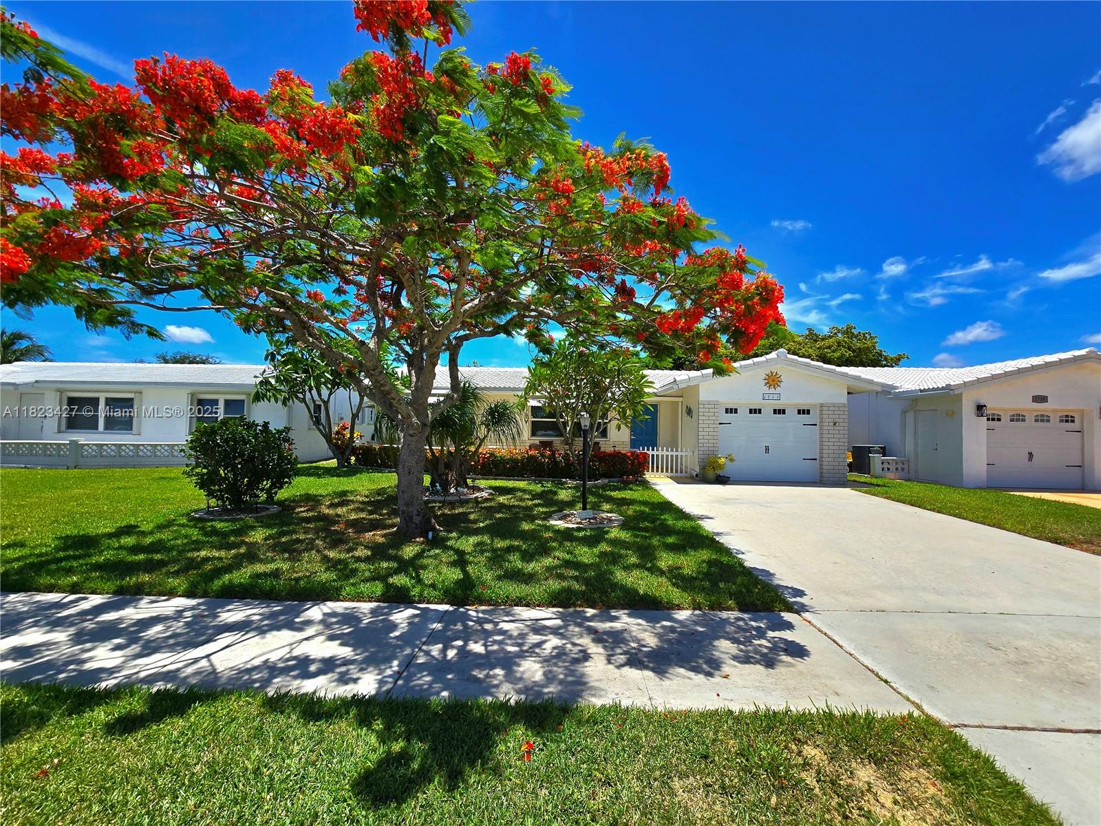 PALM BEACH LEISUREVILLE S - Residential