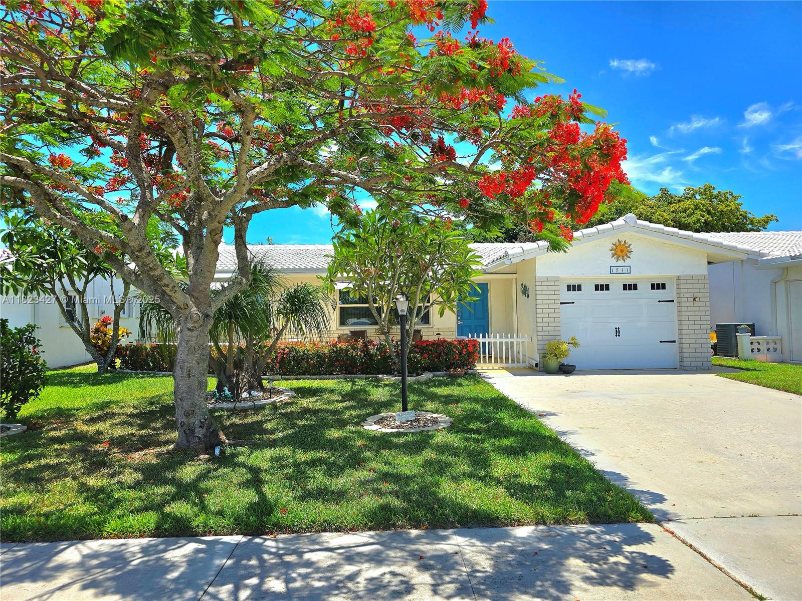 PALM BEACH LEISUREVILLE S - Residential