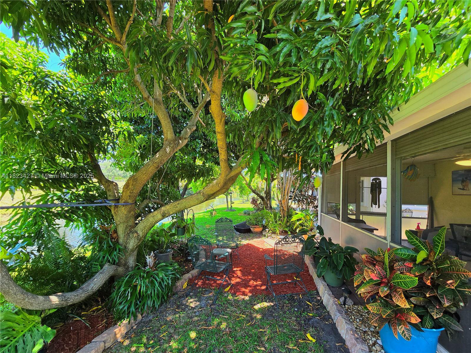 PALM BEACH LEISUREVILLE S - Residential
