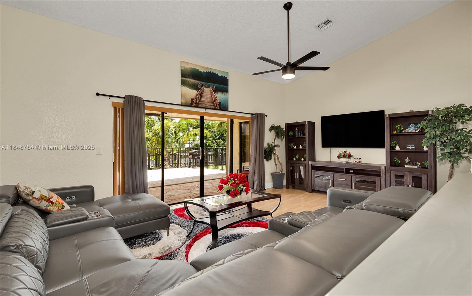 HEFTLER HOMES-TAMARAC - Residential