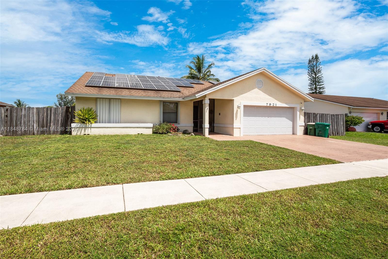 HEFTLER HOMES-TAMARAC - Residential