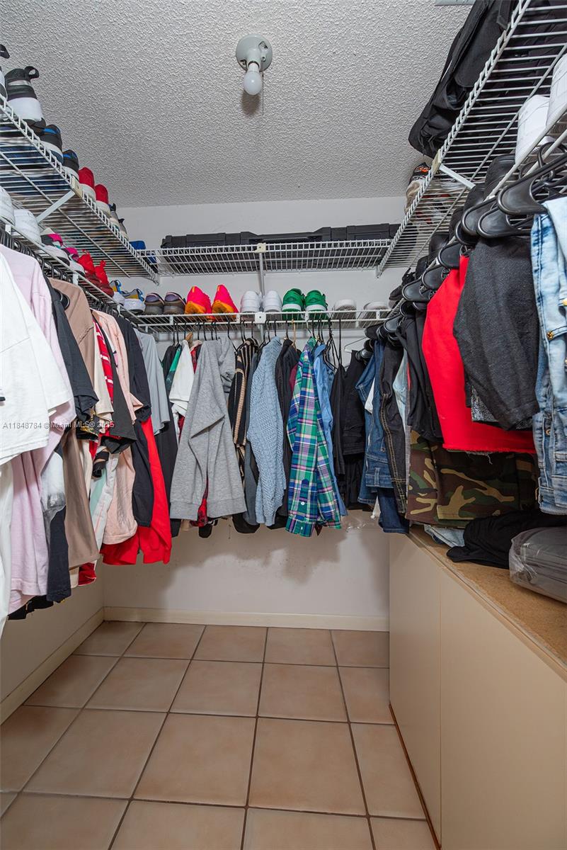 HEFTLER HOMES-TAMARAC - Residential