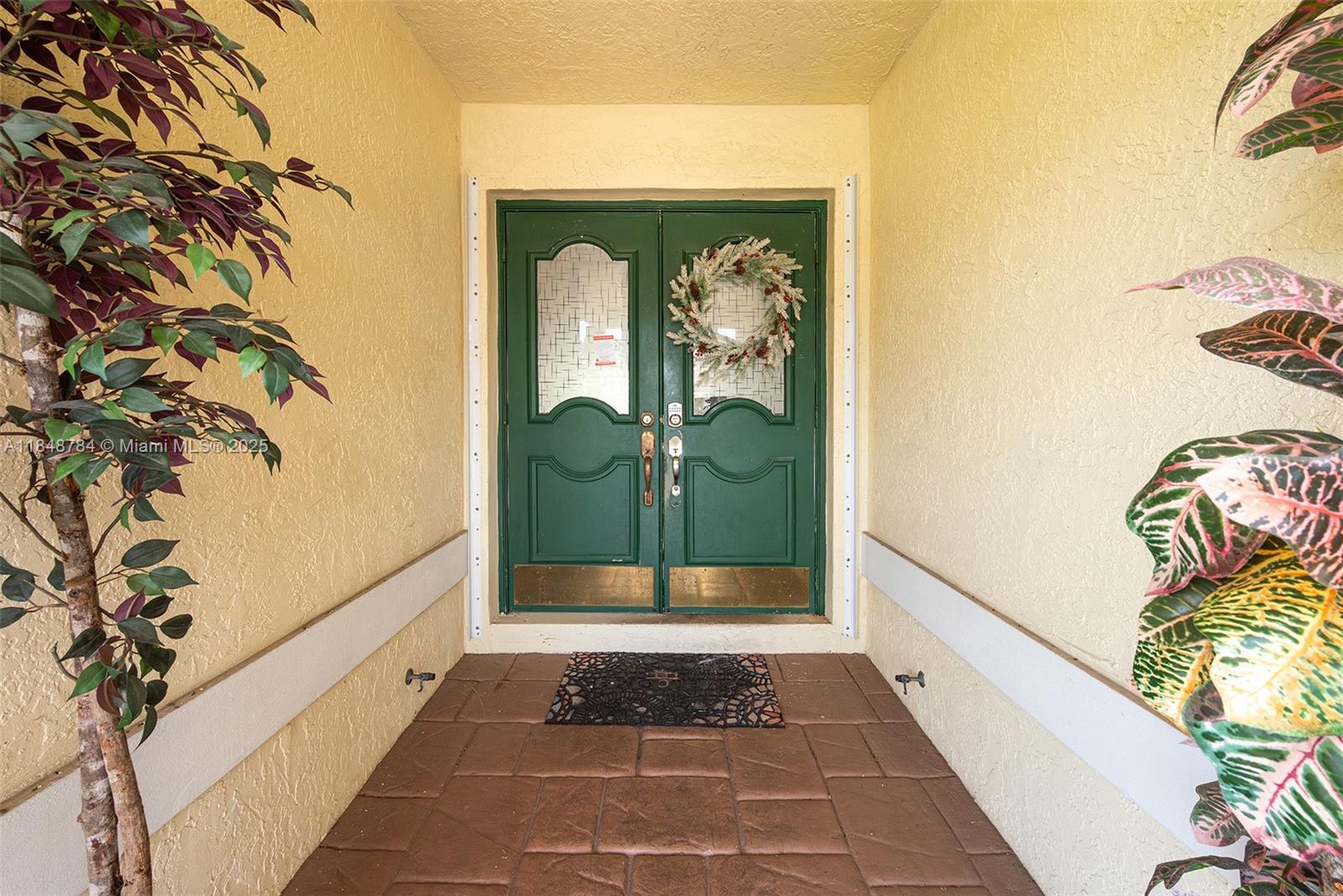 HEFTLER HOMES-TAMARAC - Residential