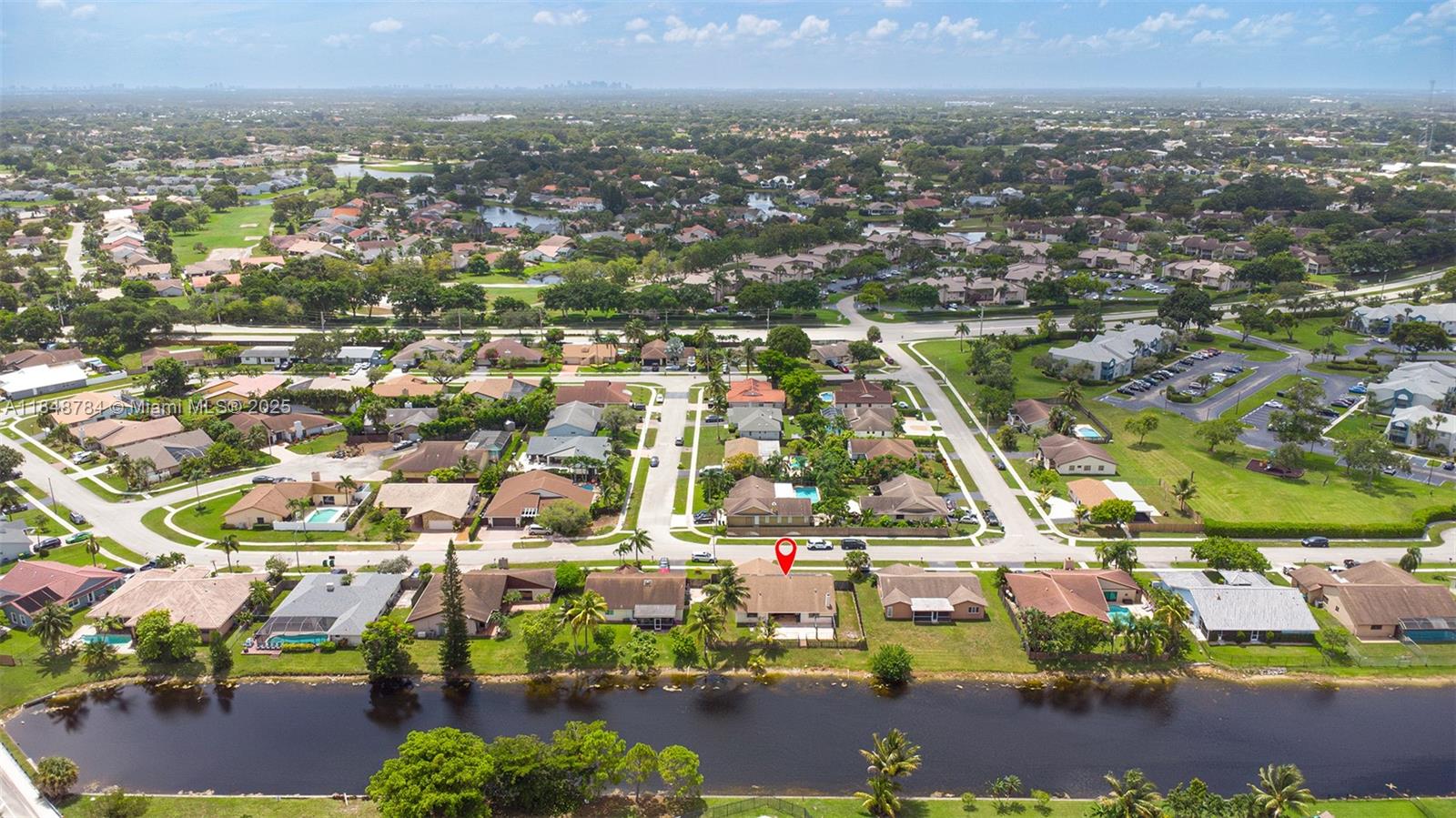 HEFTLER HOMES-TAMARAC - Residential