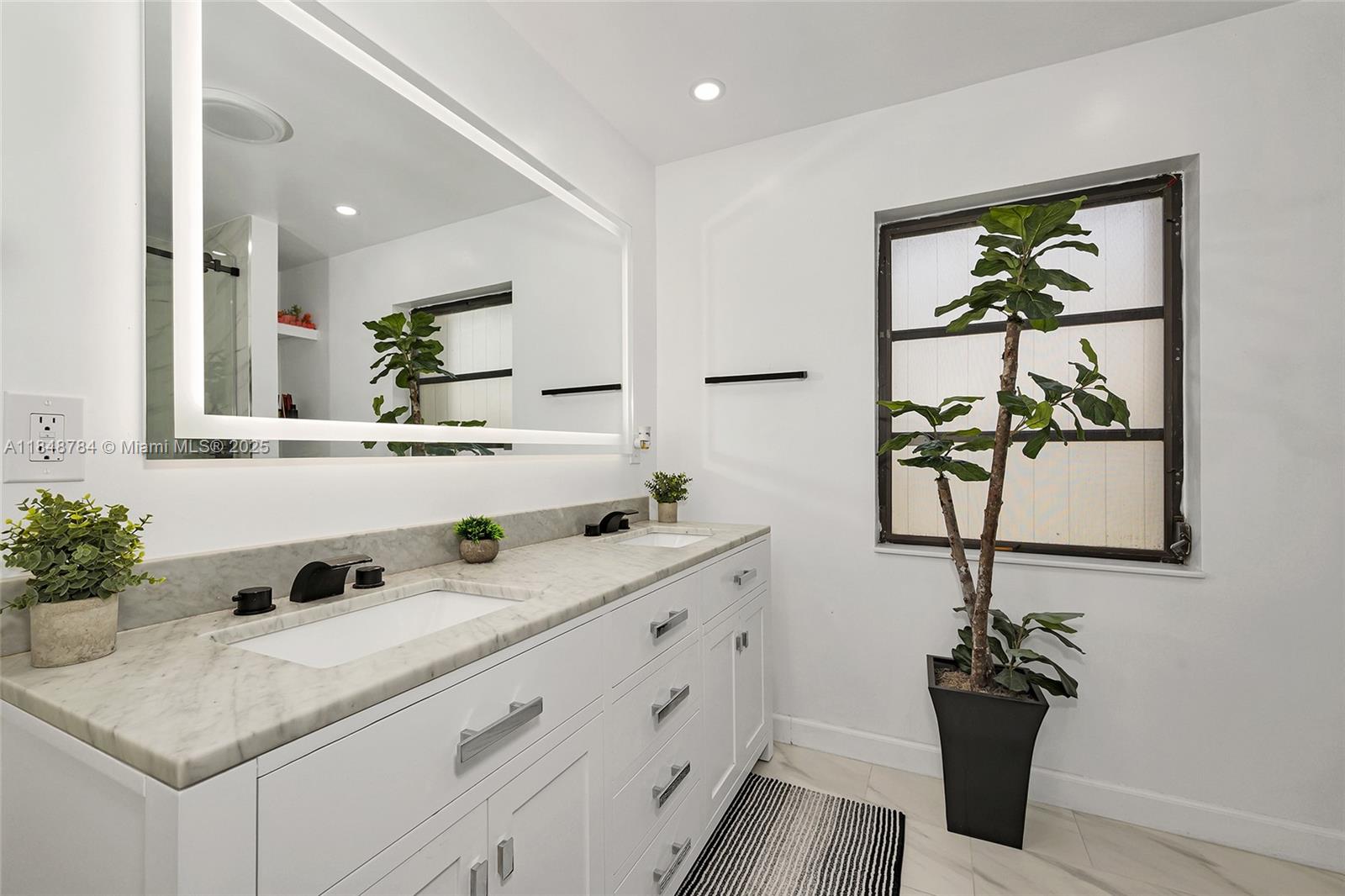 HEFTLER HOMES-TAMARAC - Residential