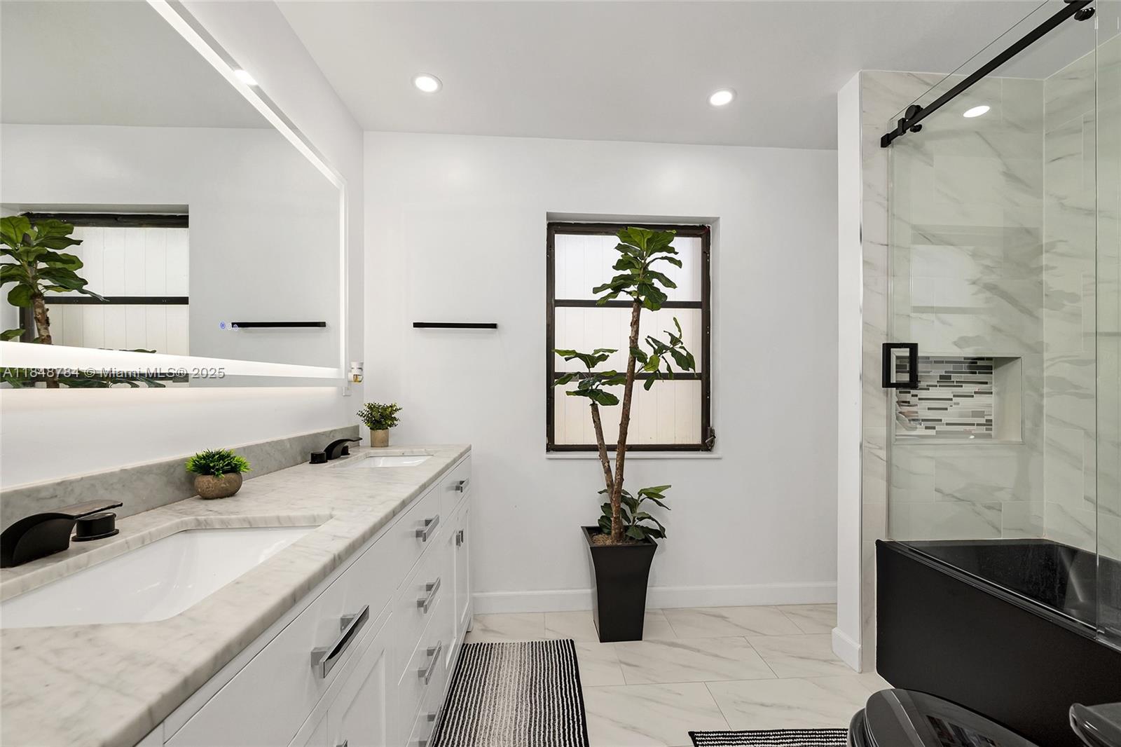 HEFTLER HOMES-TAMARAC - Residential