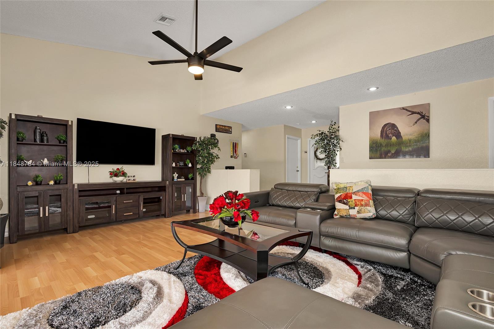 HEFTLER HOMES-TAMARAC - Residential