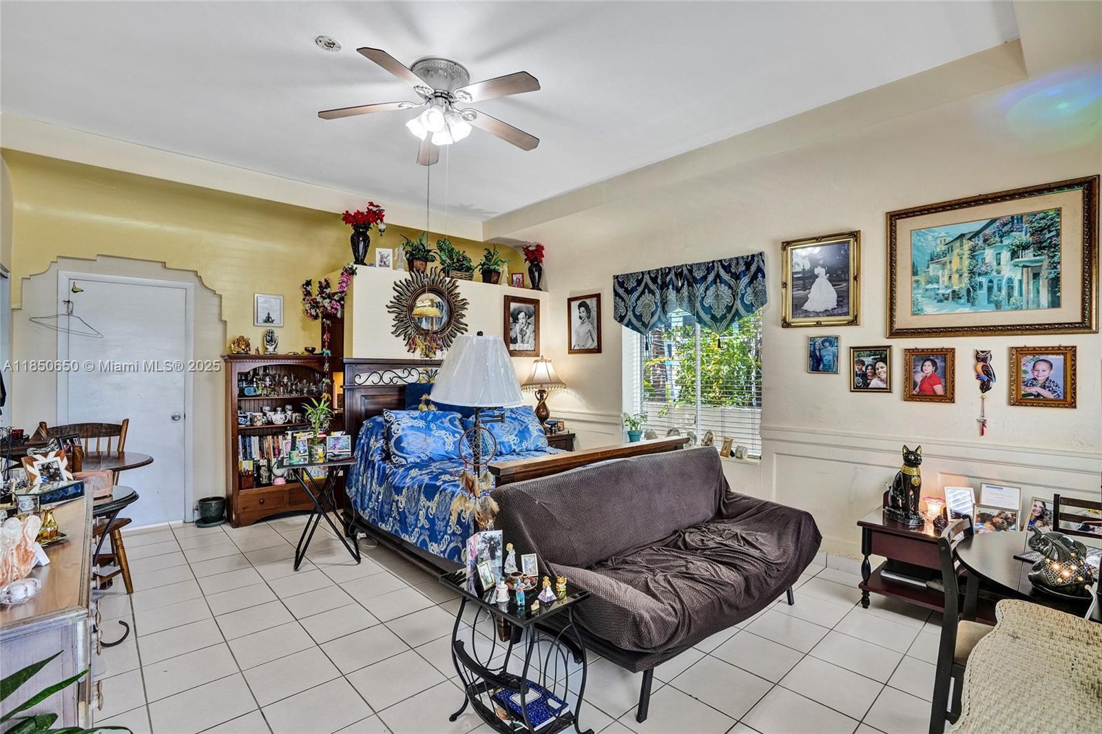 3710 Collins Ave N-100