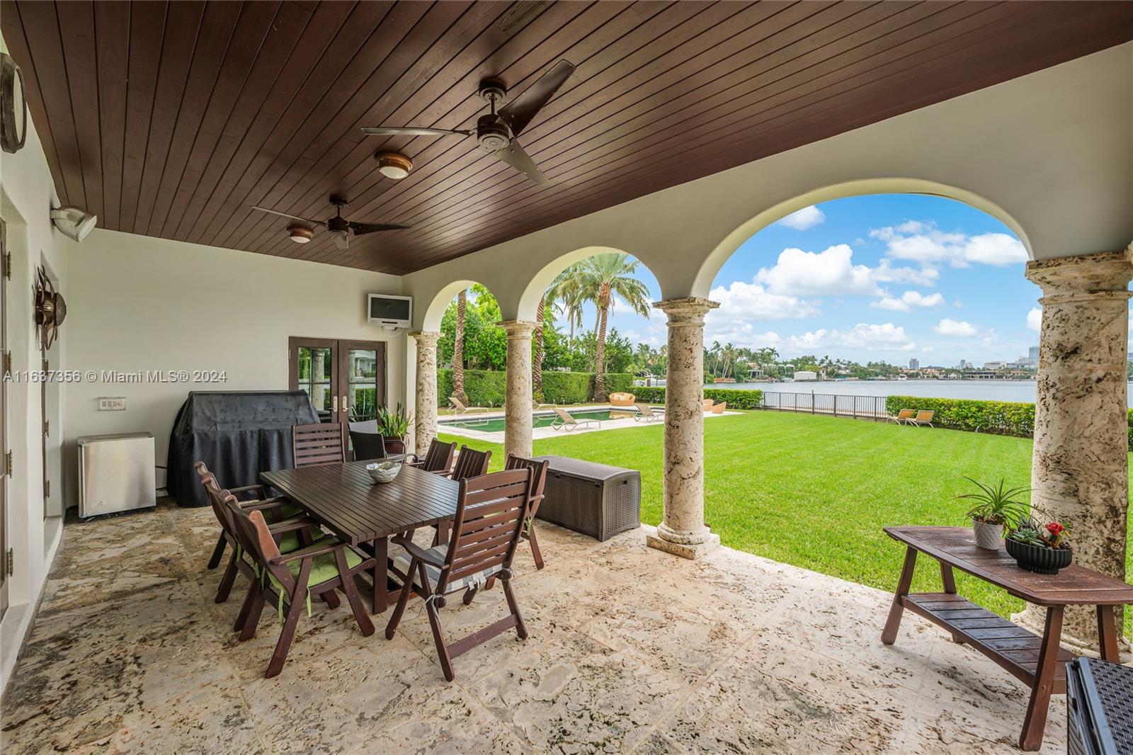 AMD PLAT OF SUNSET LAKE S - Residential