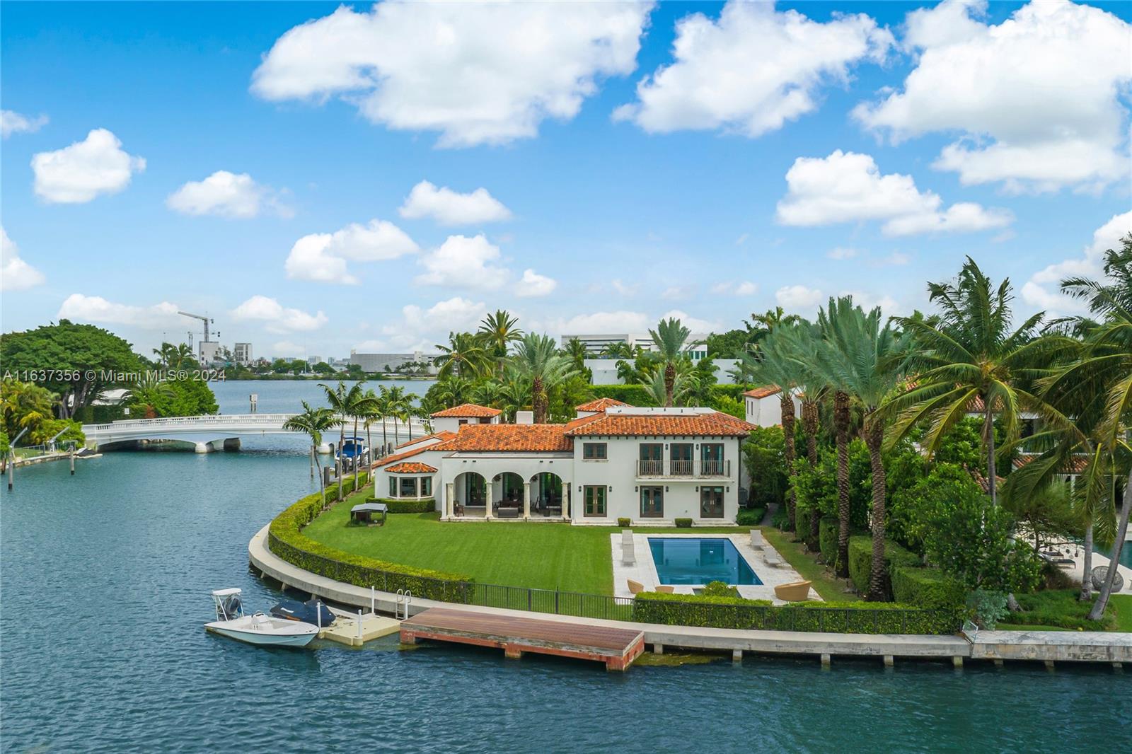 AMD PLAT OF SUNSET LAKE S - Residential