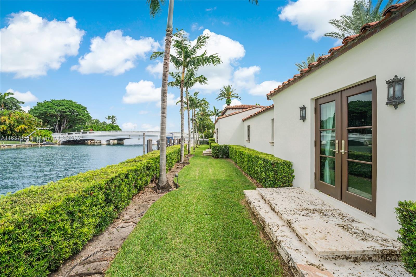 AMD PLAT OF SUNSET LAKE S - Residential