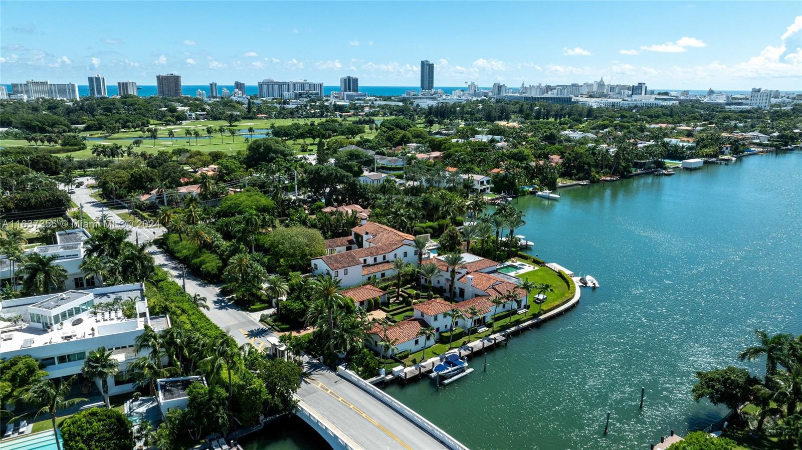 AMD PLAT OF SUNSET LAKE S - Residential