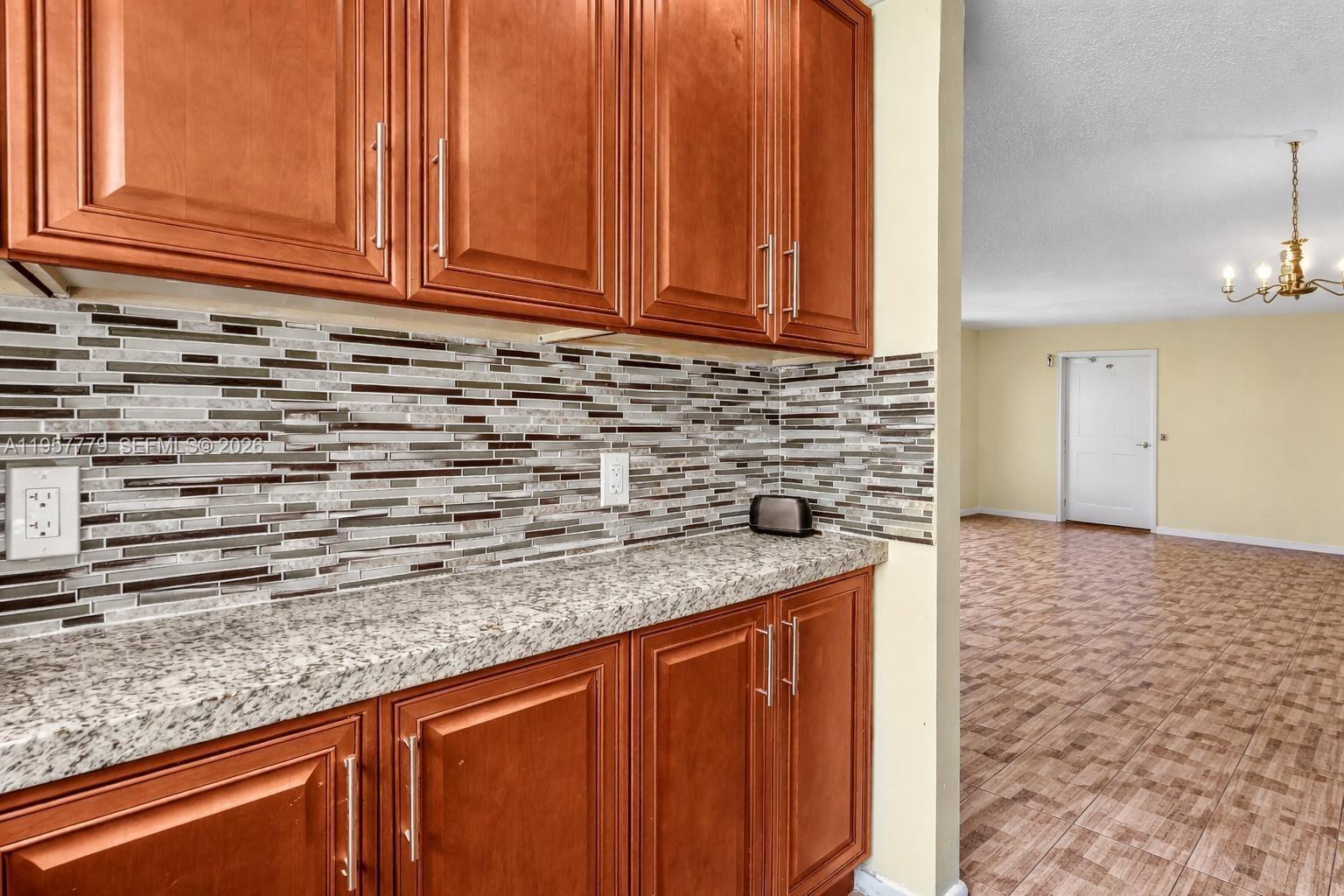 MARKHAM H CONDO - Residential