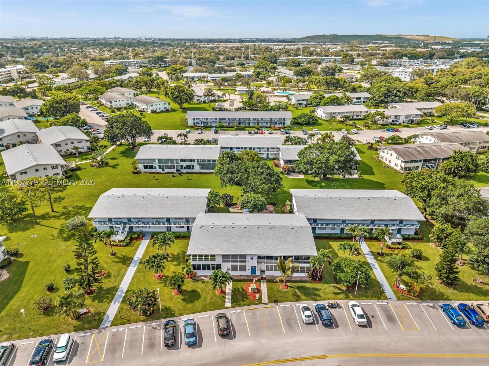 MARKHAM H CONDO - Residential