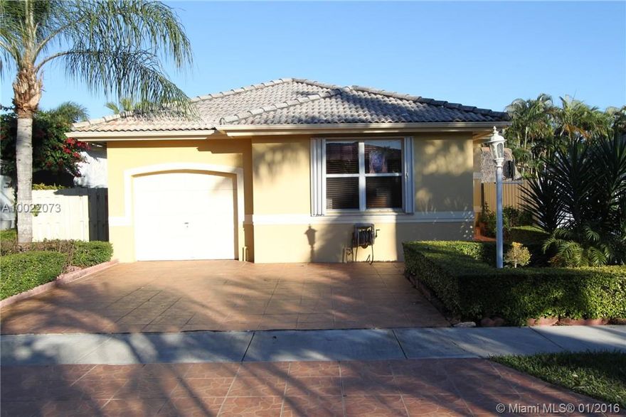 Awesome single family residence in the quiet community of Chelsea Park in Kendall. This is a nicely distributed 1-story, 3 bedroom, 2.5 baths unit with tile flooring throughout. A spacious kitchen has a side door to the patio. Master bedroom with walking close and renovated shower. Bedrooms share a full bathroom while visitors use a powder room. Low maintenance community. Nice patio with lots of potential. Converted garage into office. Full size washer and dryer. Close to shopping and schools.