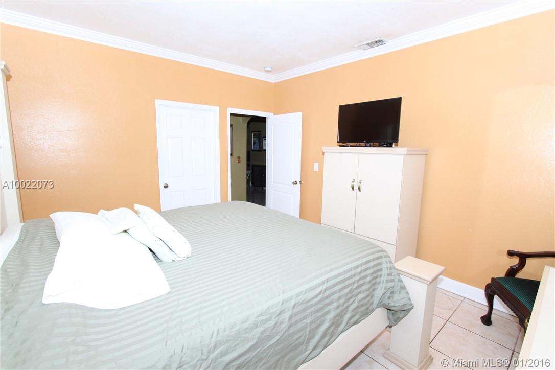 P A At West Sunset - Residential