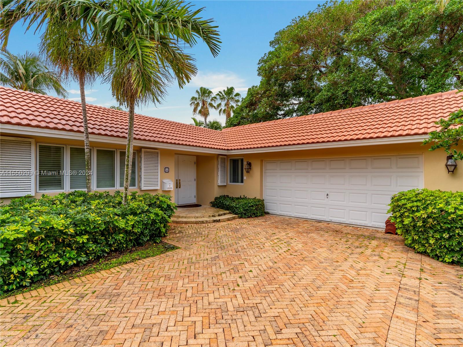 Property for Sale at 4 Gatehouse Rd Rd, Sea Ranch Lakes, Broward County, Florida - Bedrooms: 4 
Bathrooms: 3  - $2,499,999