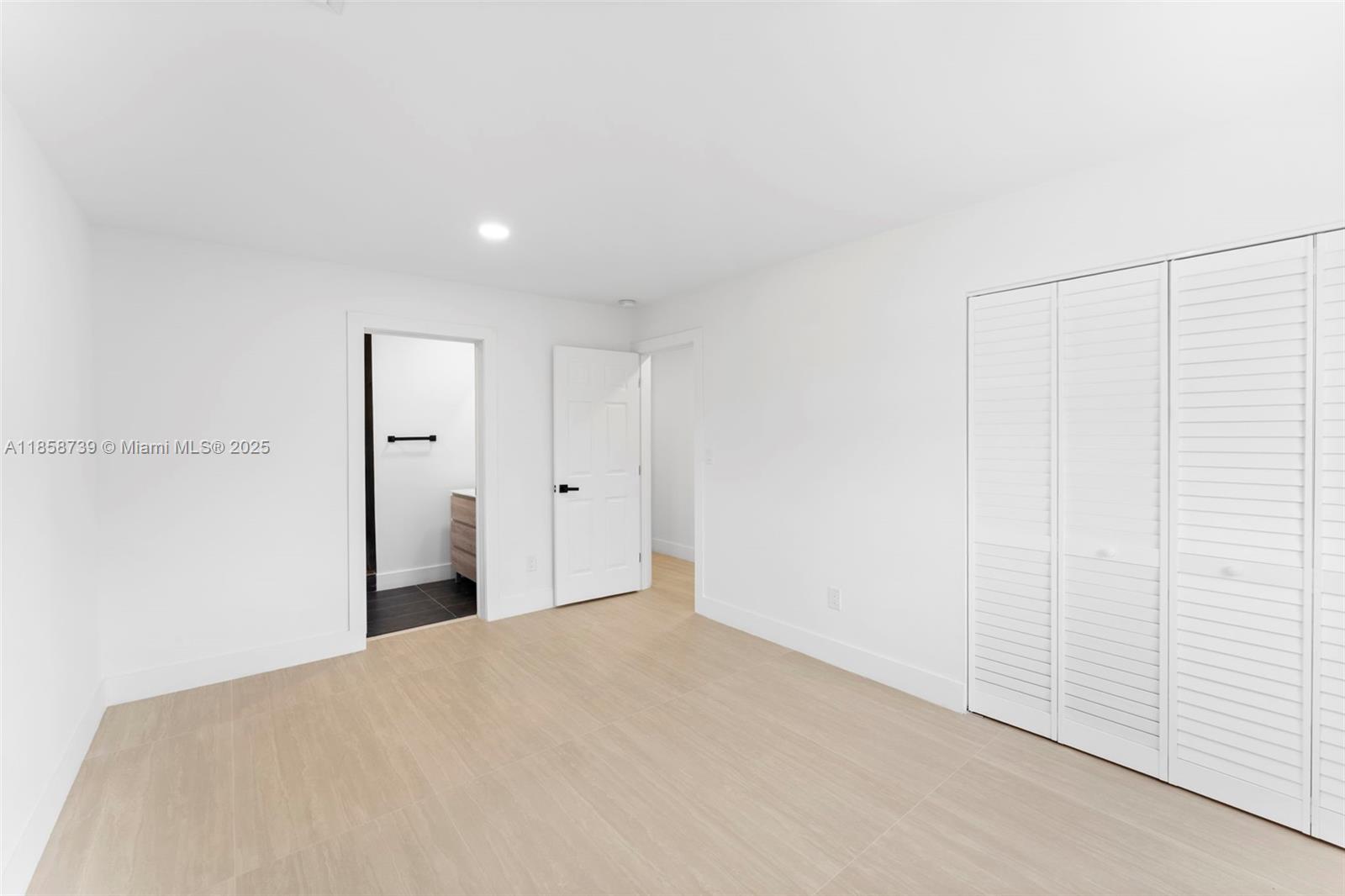 CAROL CITY 1 ST ADDN - Residential