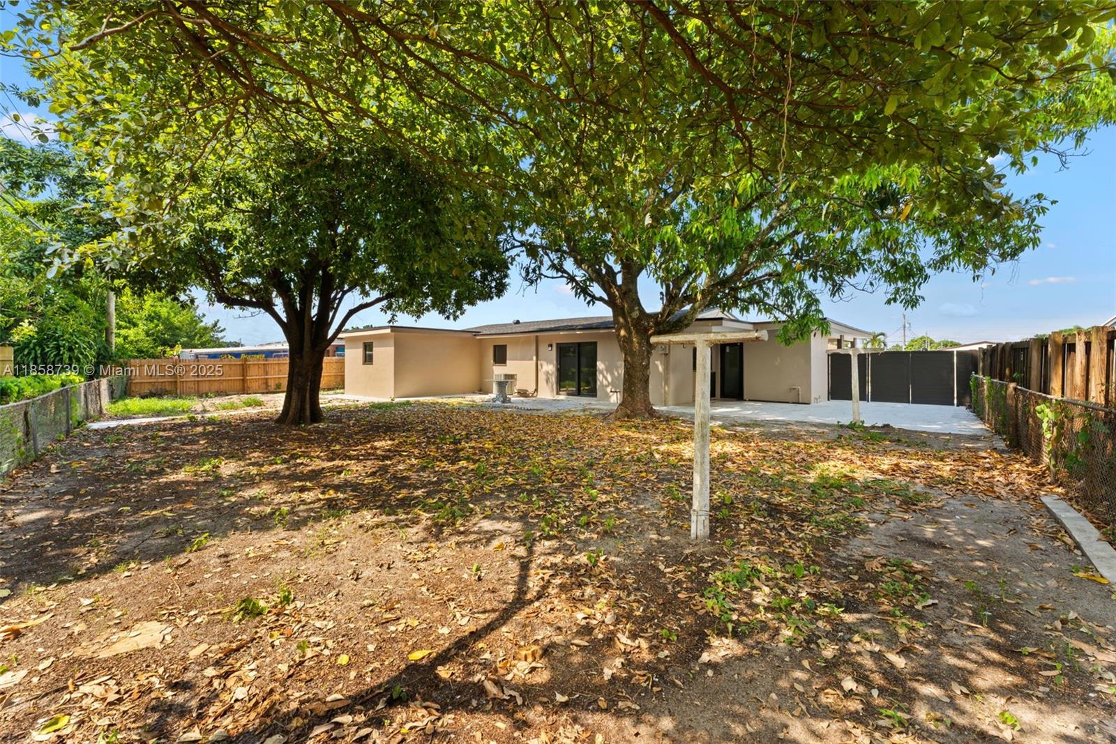 CAROL CITY 1 ST ADDN - Residential