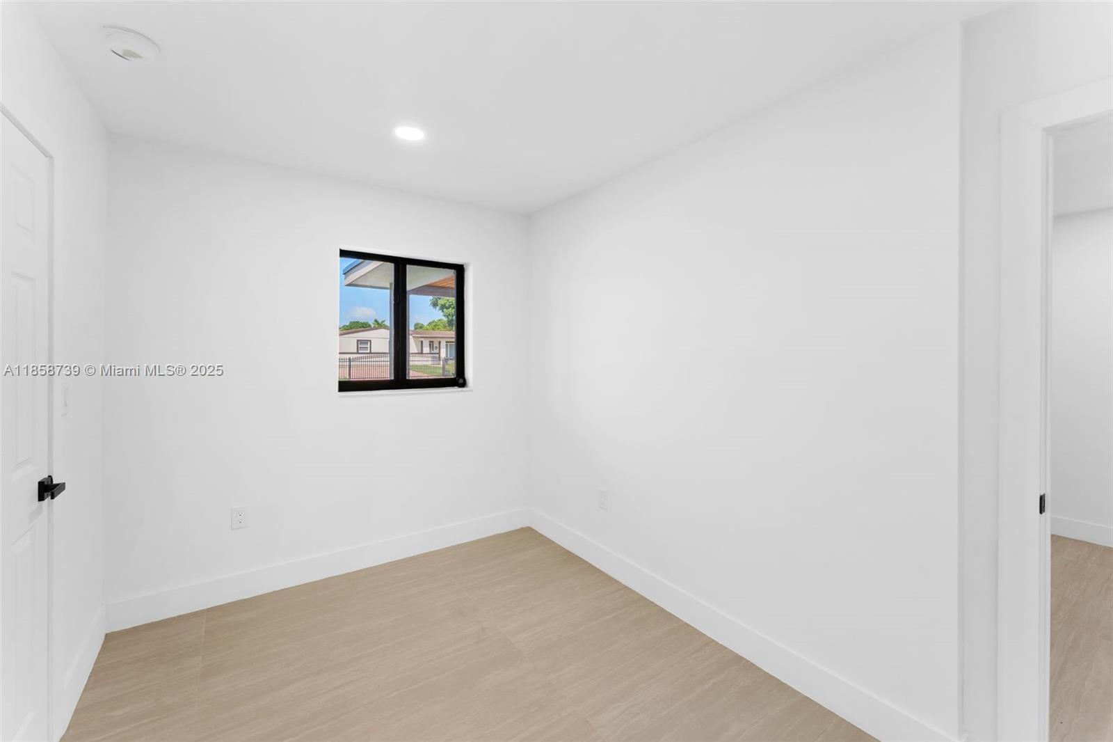 CAROL CITY 1 ST ADDN - Residential