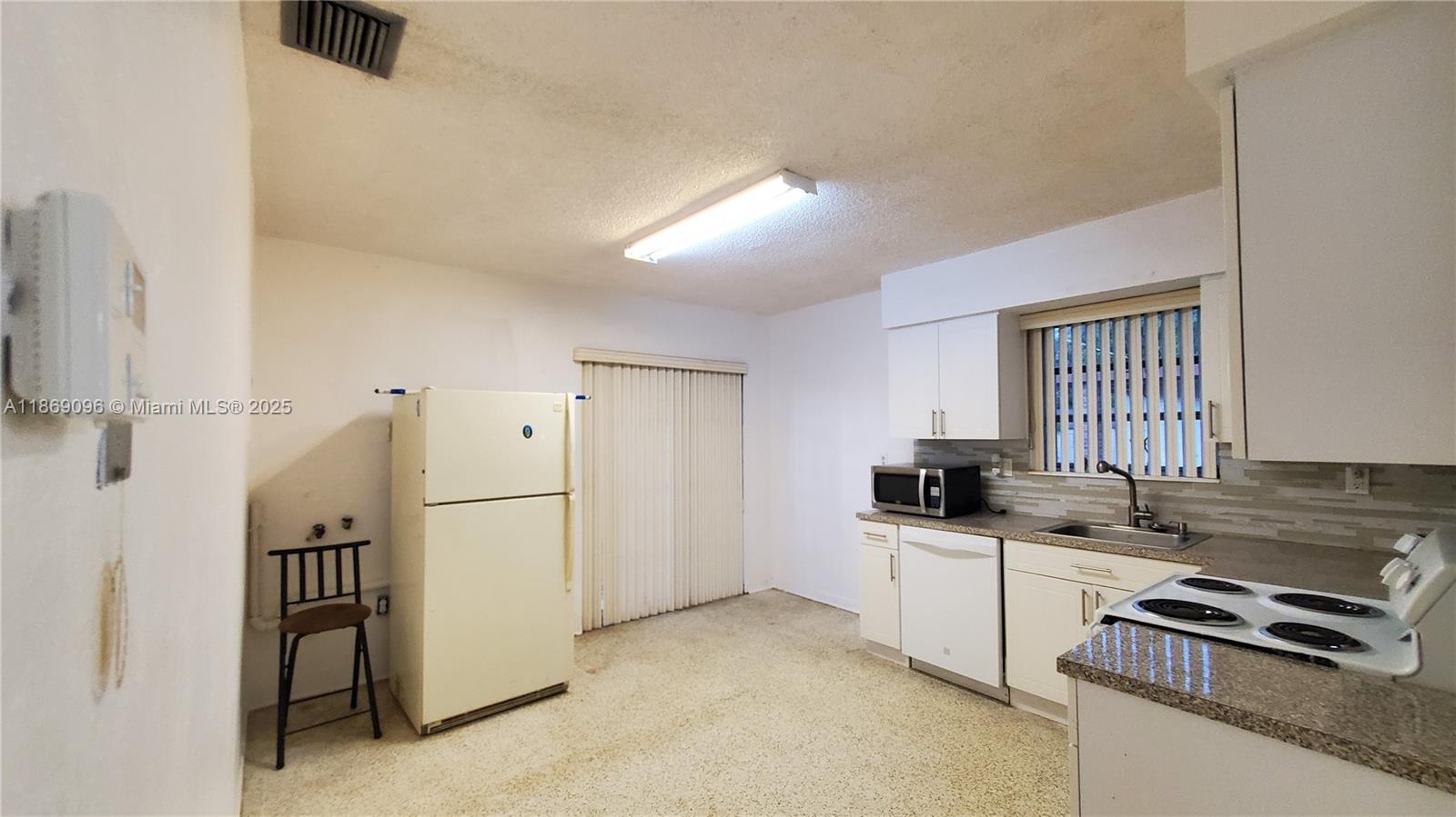 BOWMAN HEIGHTS - Residential