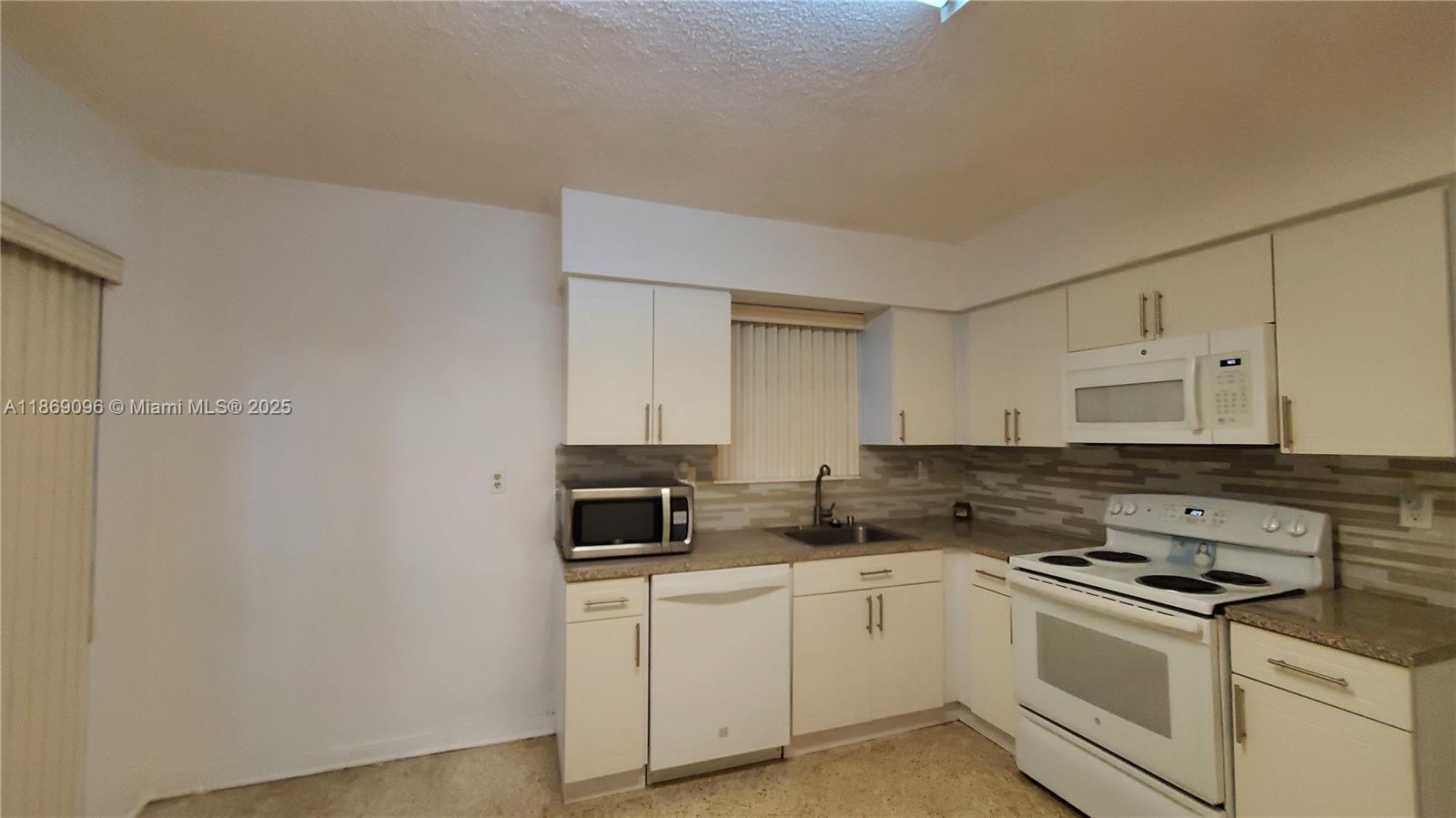 BOWMAN HEIGHTS - Residential