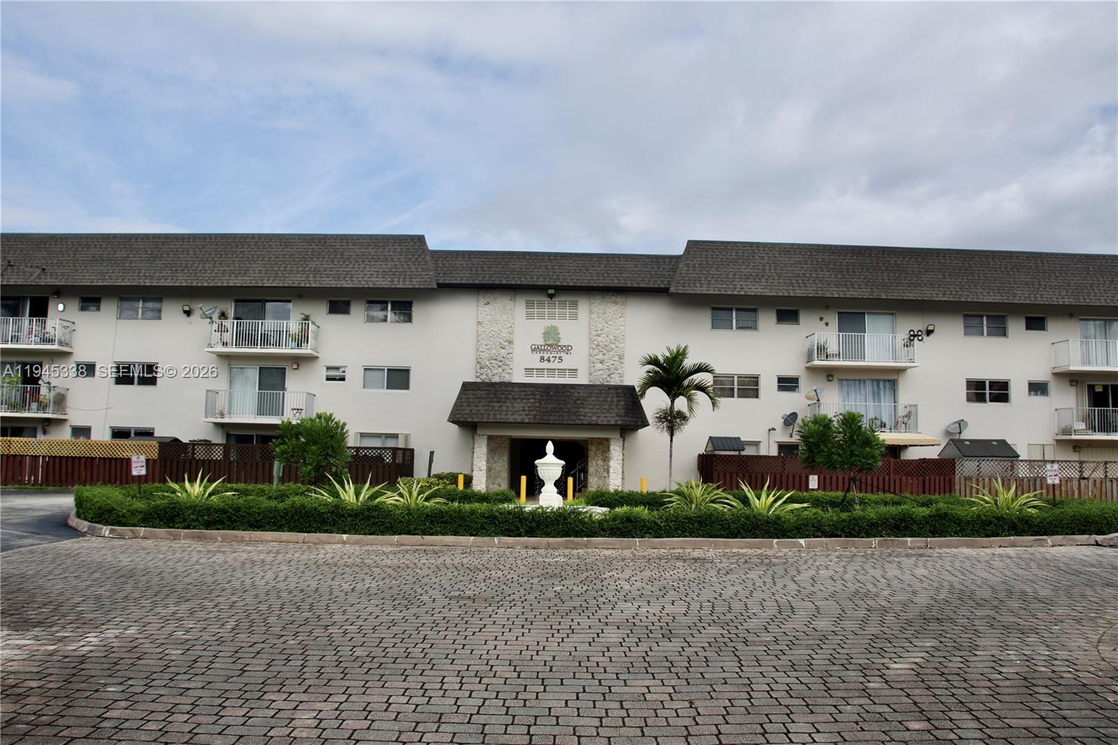 GALLOWOOD CONDO - Residential