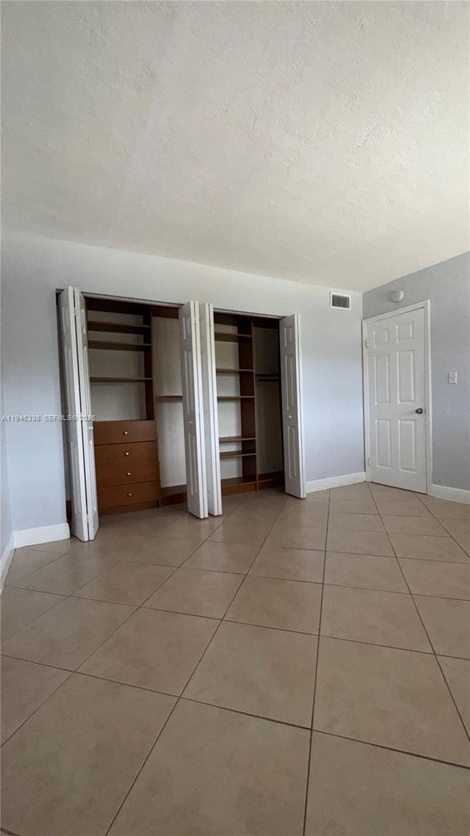 GALLOWOOD CONDO - Residential