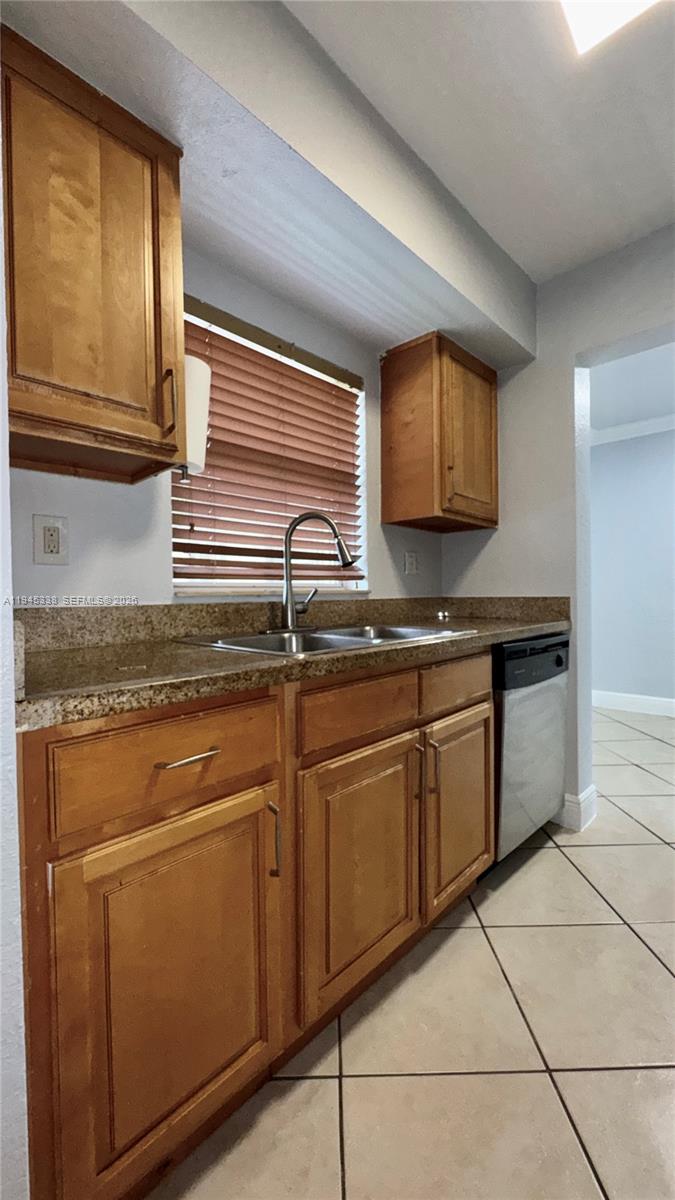 GALLOWOOD CONDO - Residential