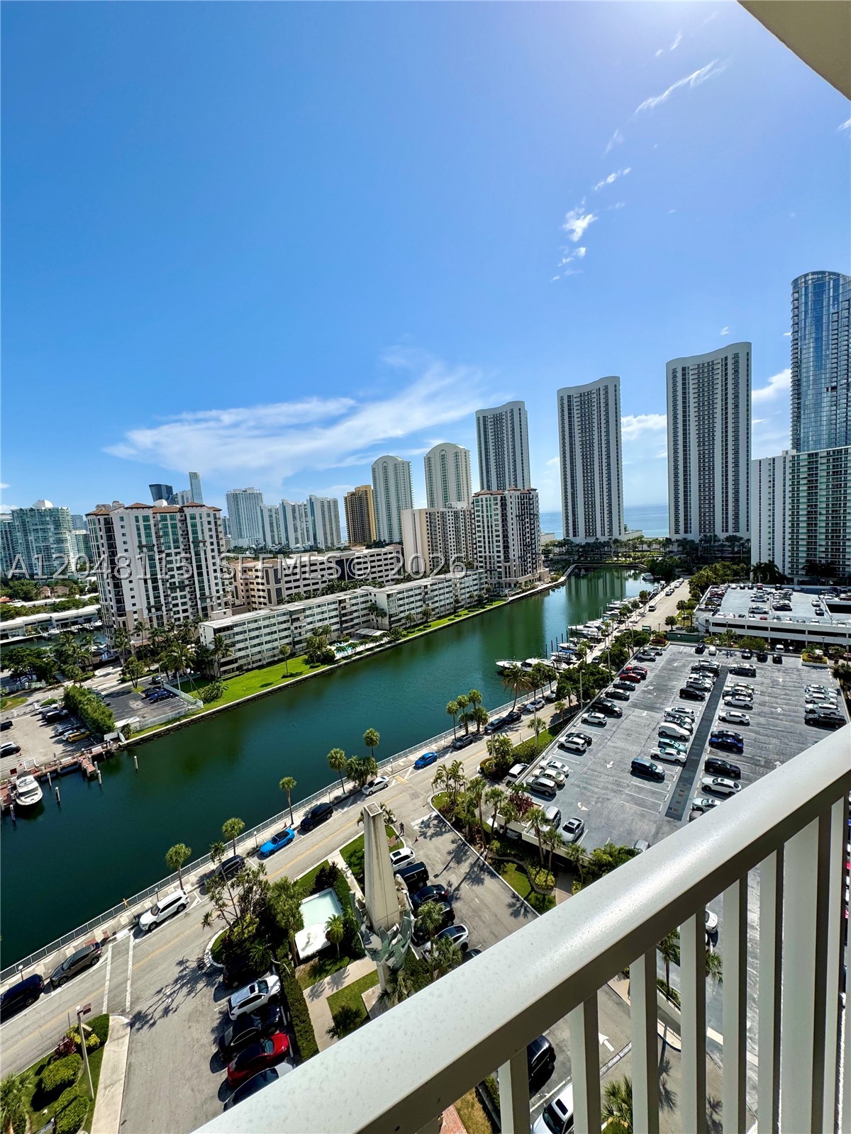 300 Bayview Dr 1603