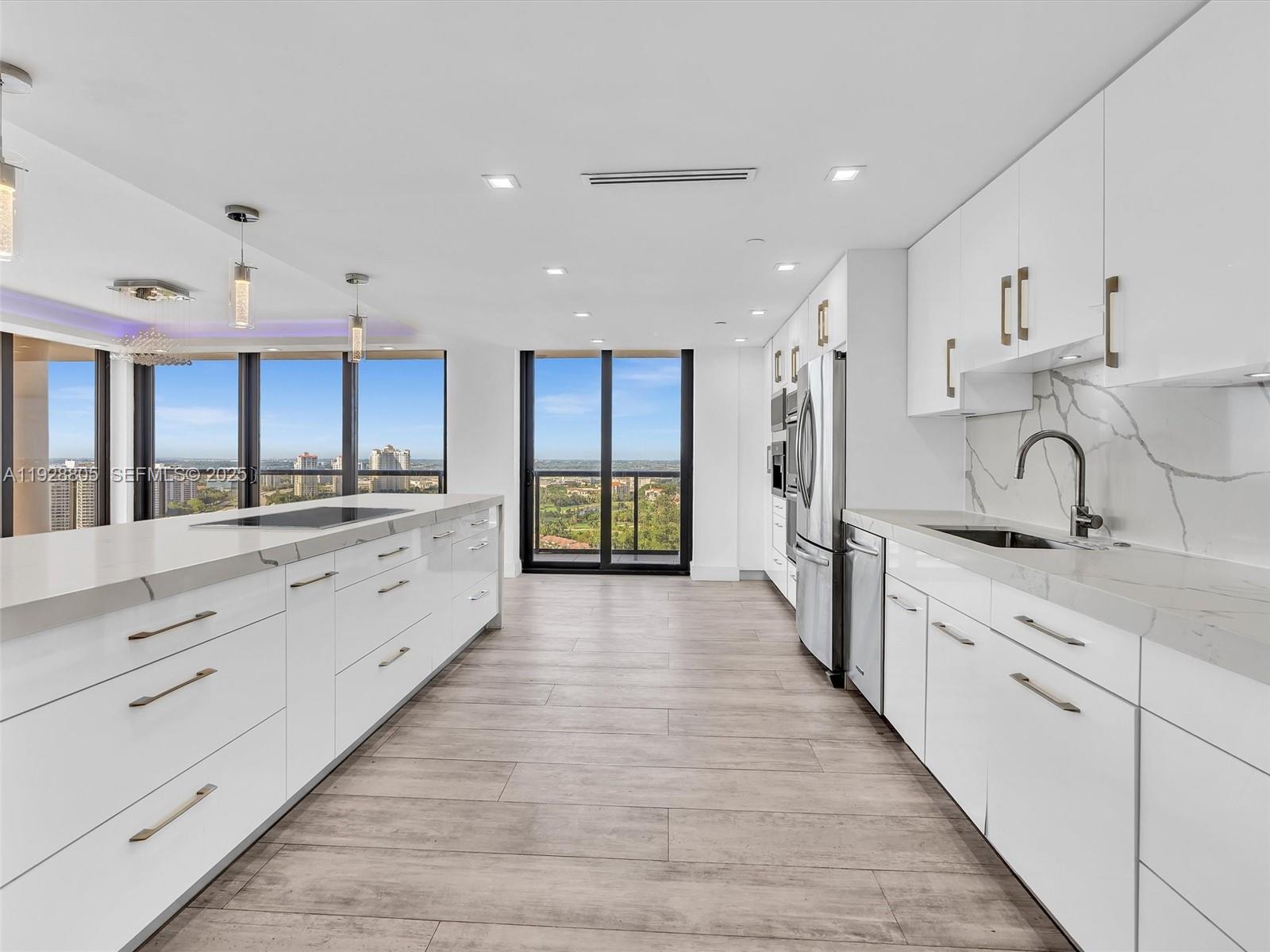 19667 Turnberry Way 27D