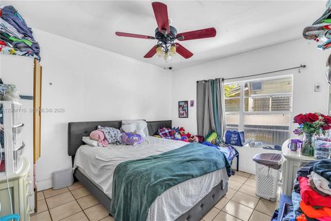 Tiny photo for 219 SW 6th Ave, Miami, FL 33130 (MLS # A12004110)