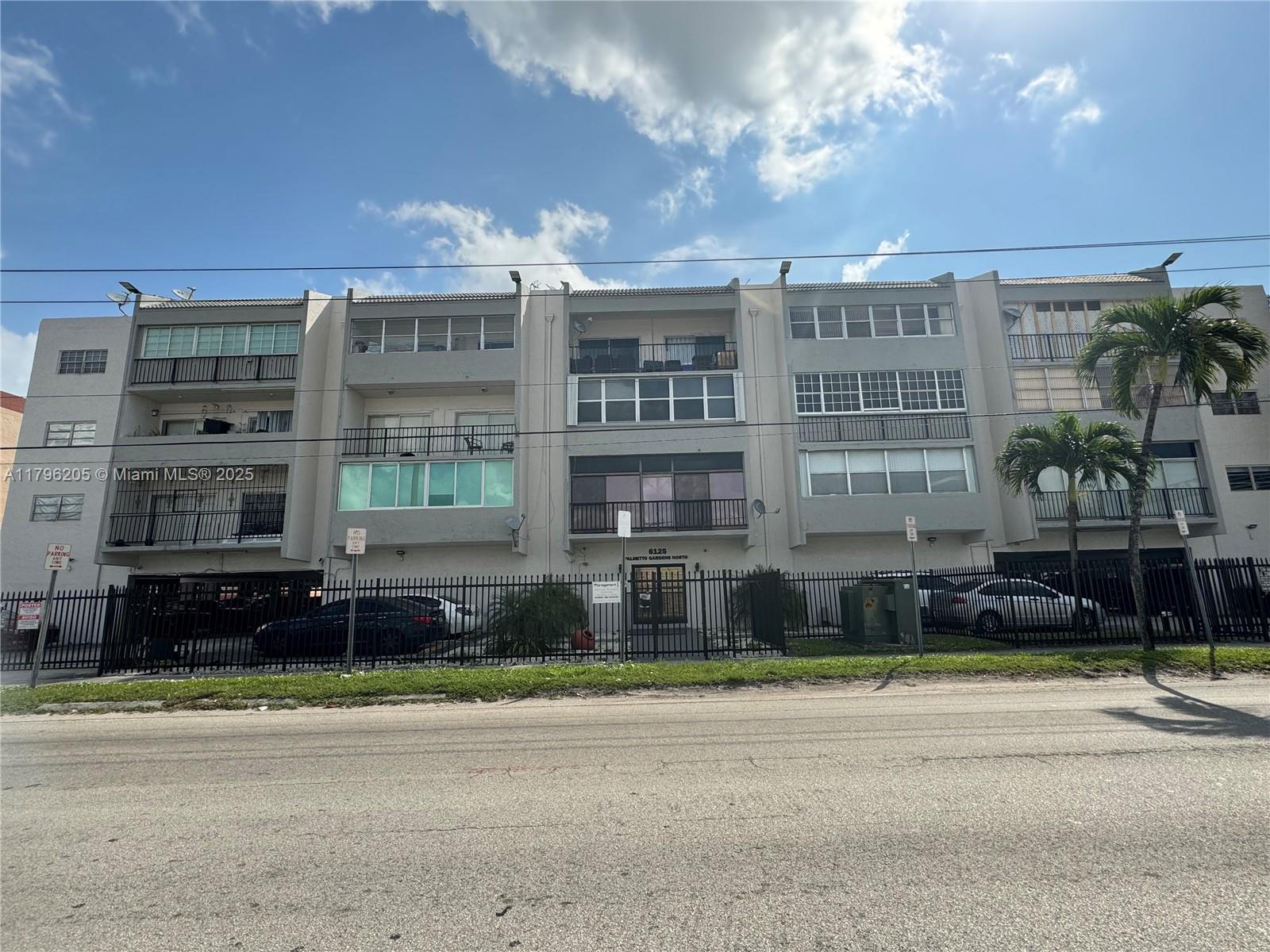6125 W 20th Ave 306, Hialeah, Miami-Dade County, Florida - 2 Bedrooms  
2 Bathrooms - 