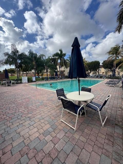 COURTS AT TUSCANY WEST - Residential