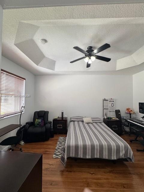 COURTS AT TUSCANY WEST - Residential