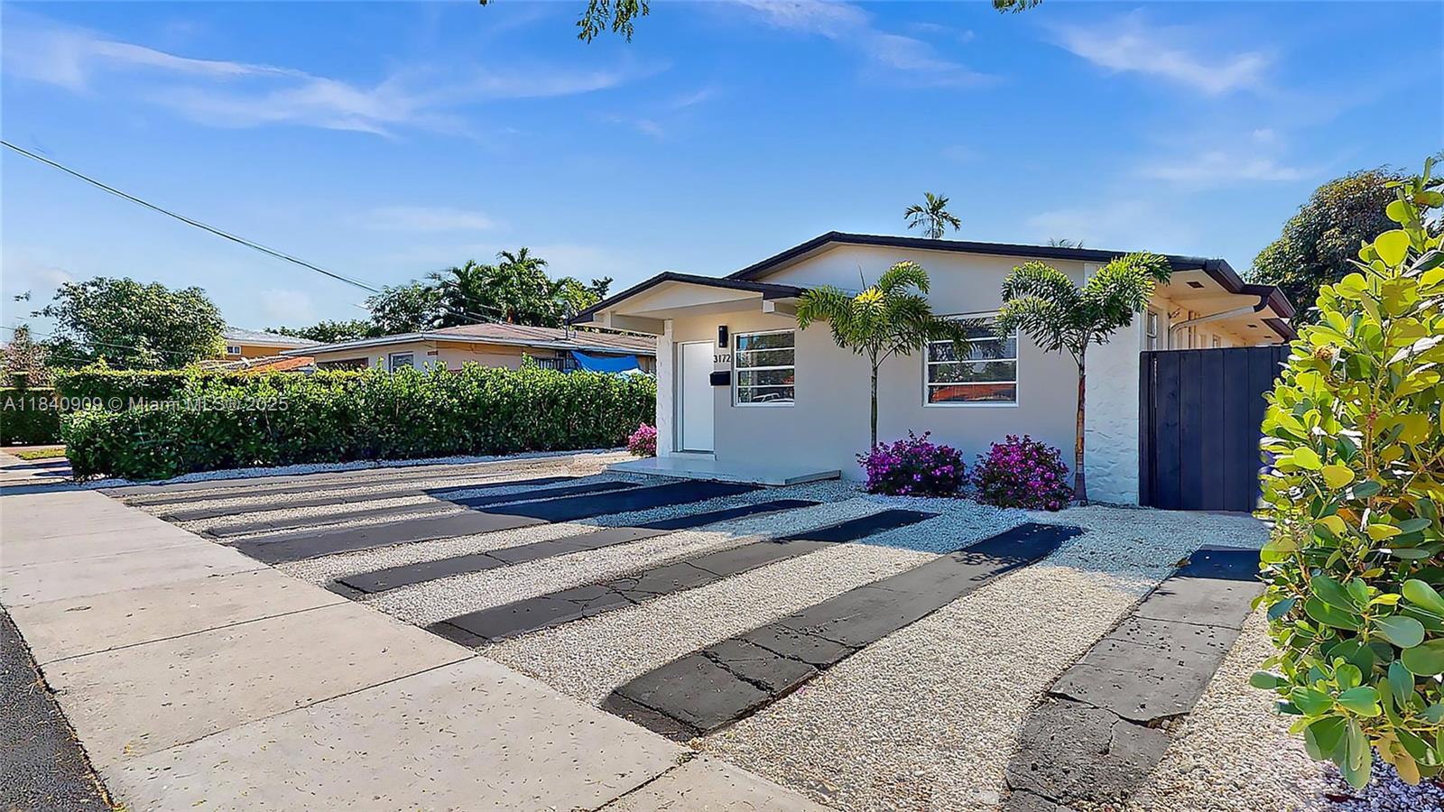 3170 SW 25th Ter 3172