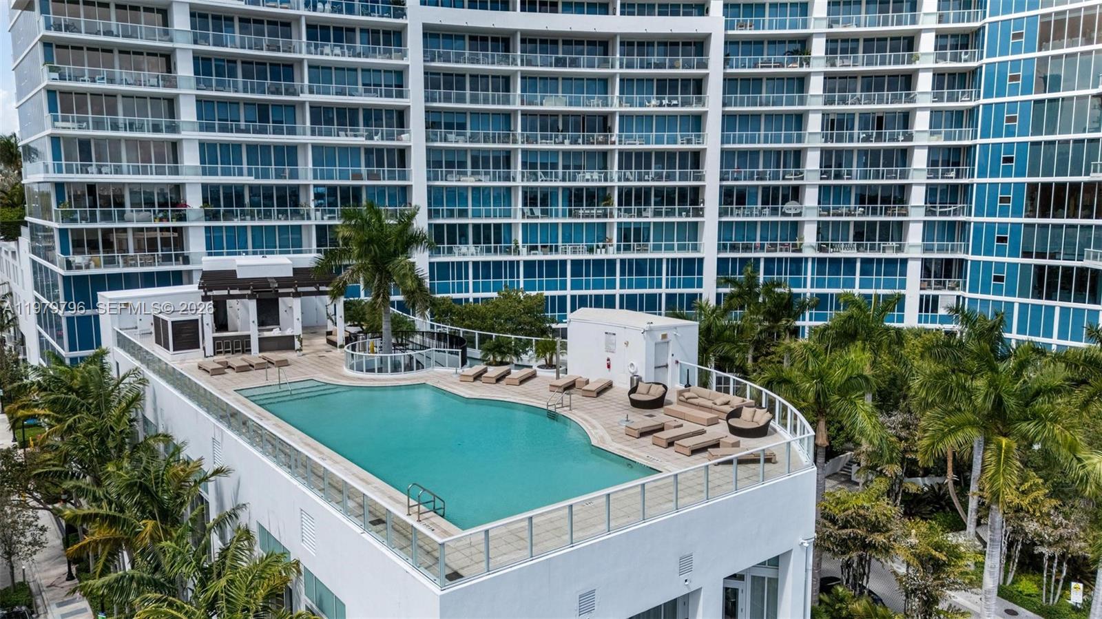 PARAMOUNT BAY CONDO - Residential