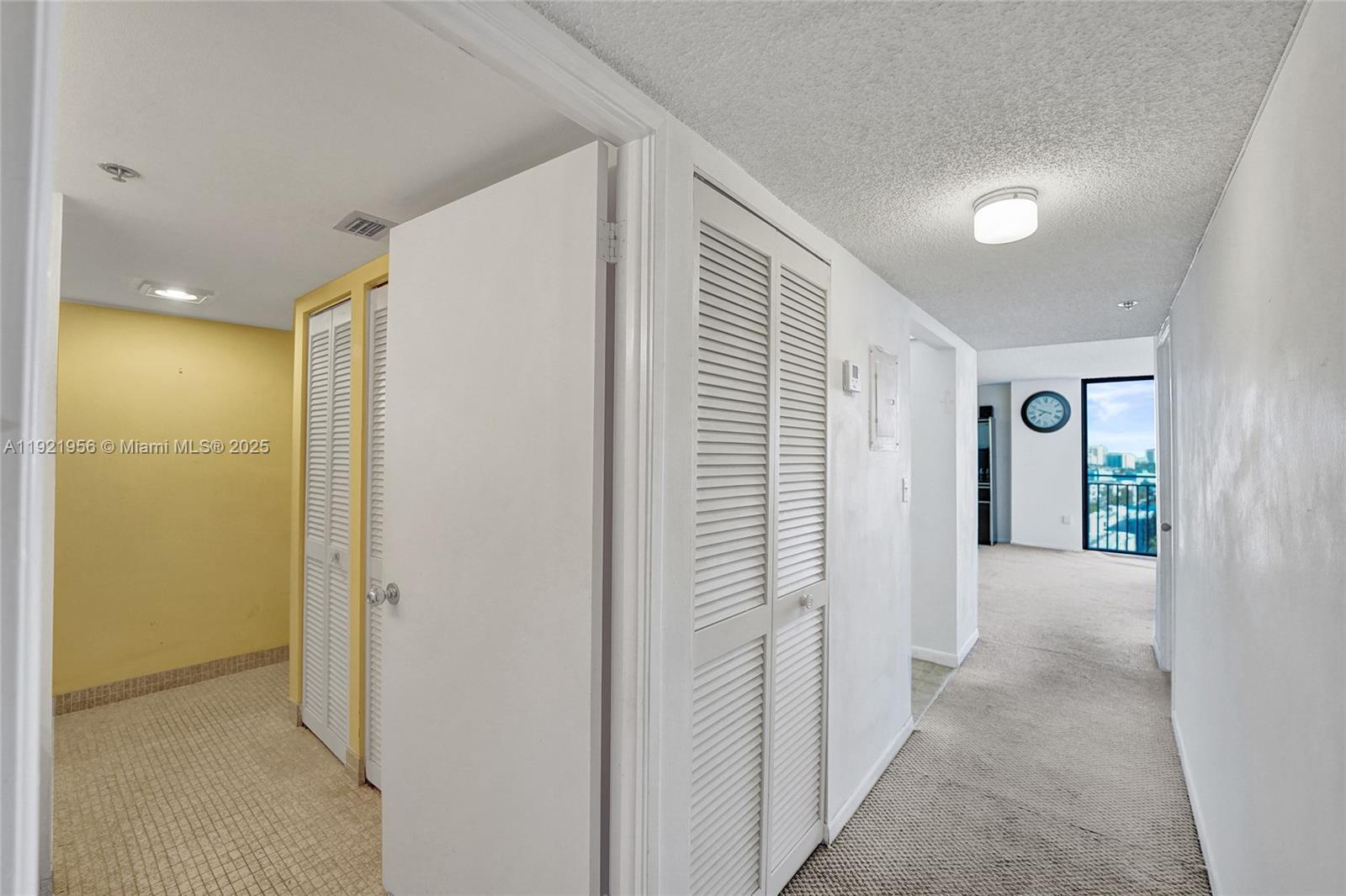 WINSTON TOWERS 600 CONDO - Residential