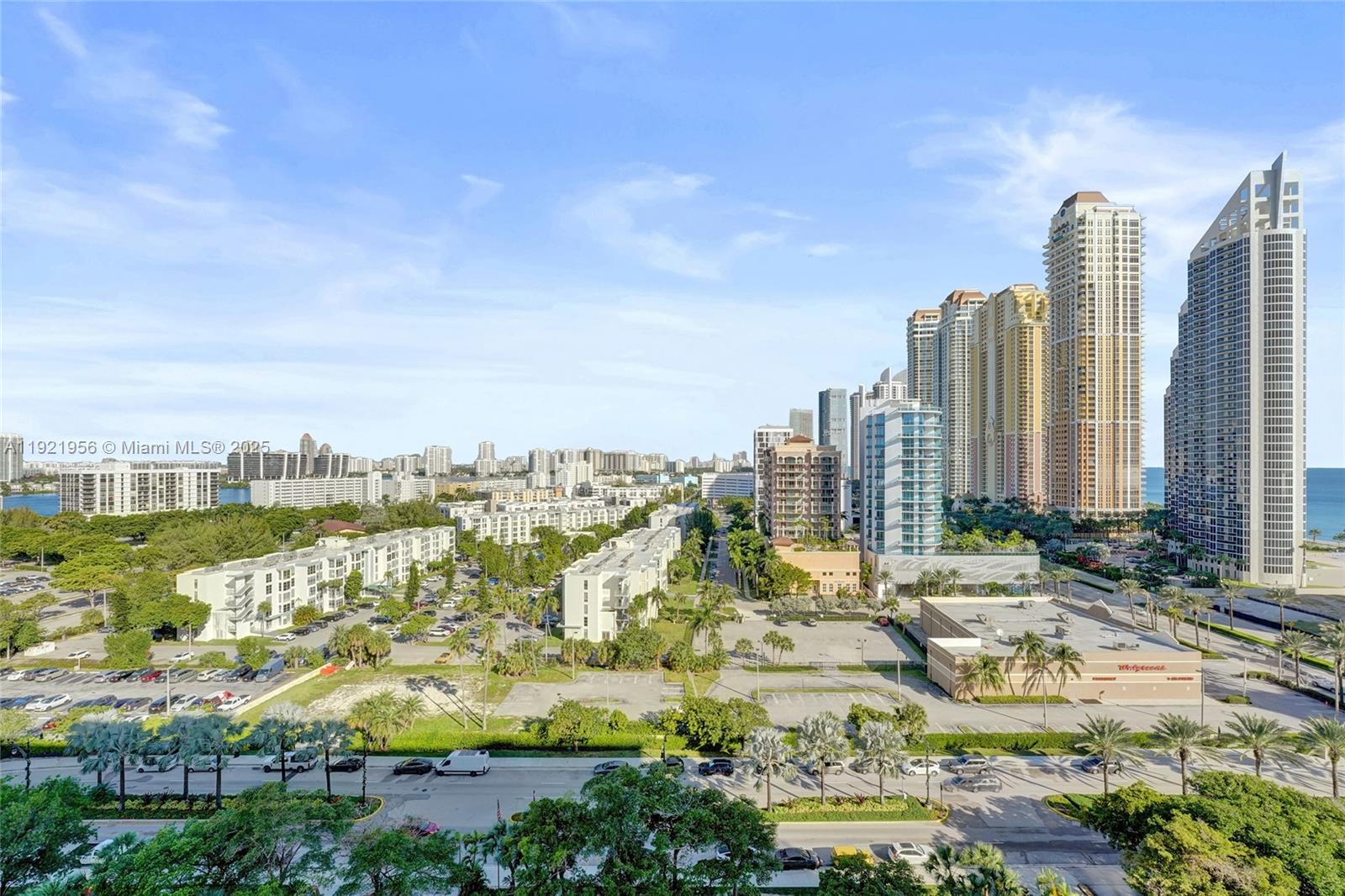 WINSTON TOWERS 600 CONDO - Residential