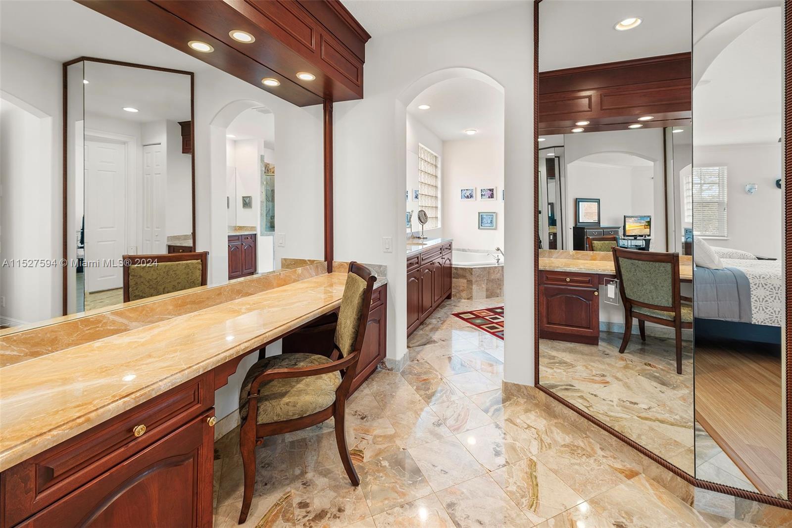 Harbor Islands - Residential