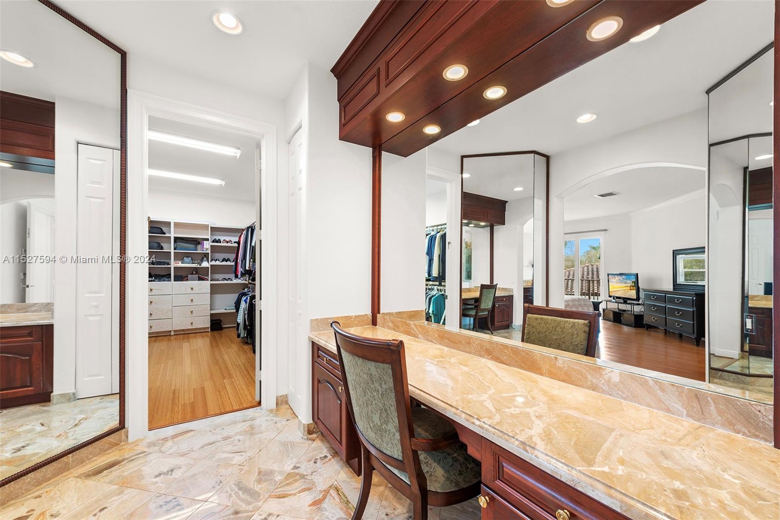 Harbor Islands - Residential