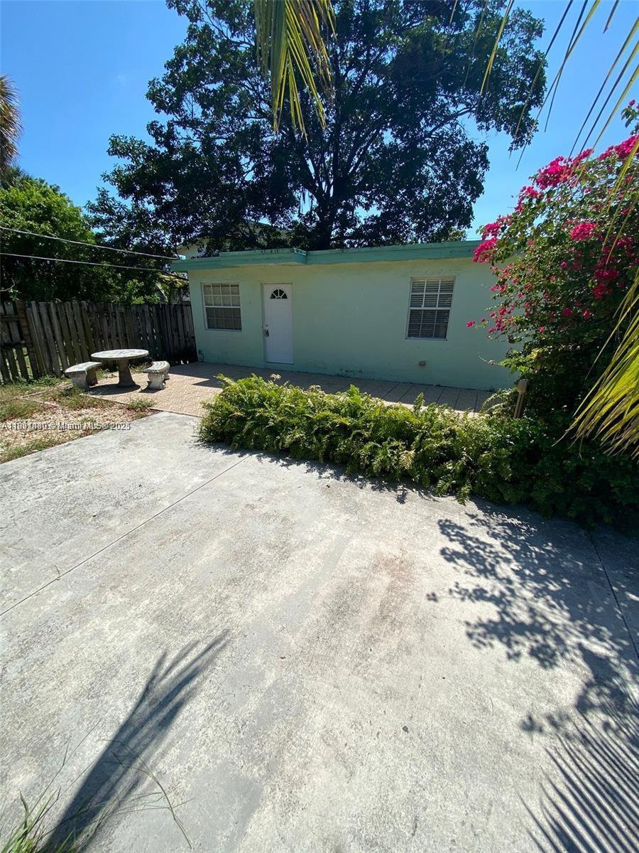 WEST MOORLAND - Residential Lease