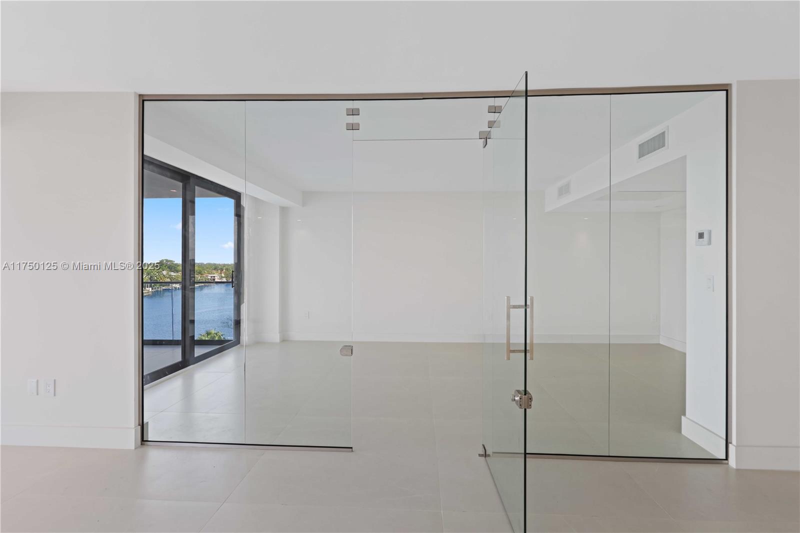 TOWERHOUSE CONDO - Residential