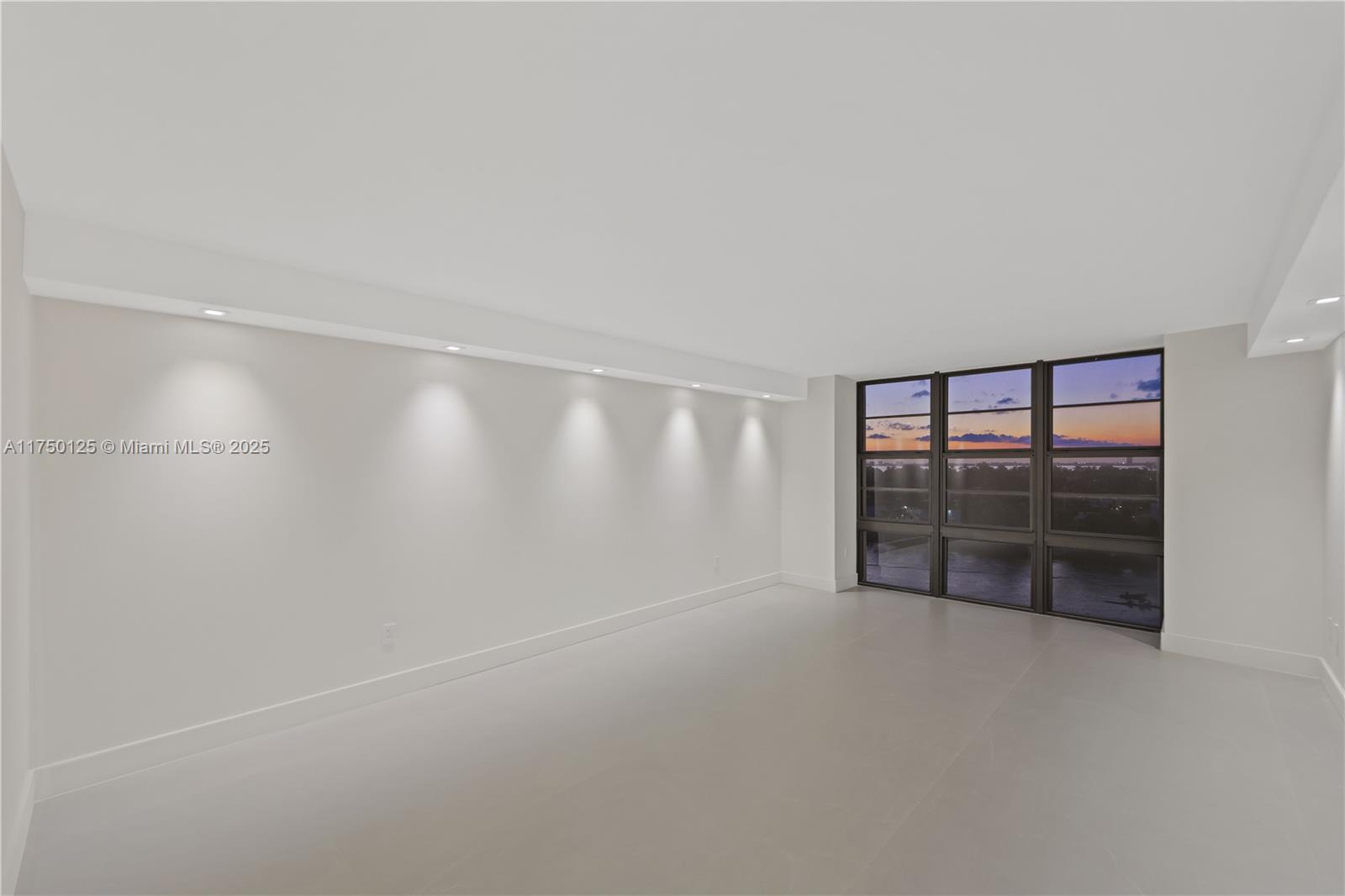 TOWERHOUSE CONDO - Residential