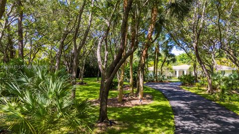 Photo of 12121 SW 64th Ave, Pinecrest, FL 33156 (MLS # A12044755)