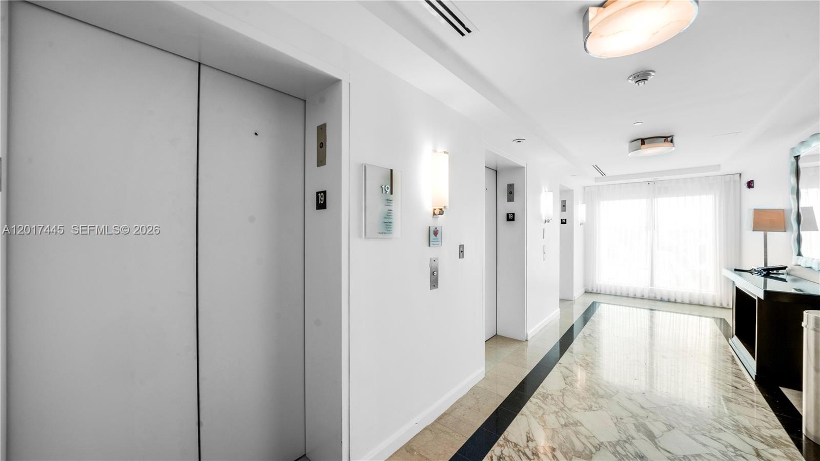 FONTAINEBLEAU III OCEAN C - Residential