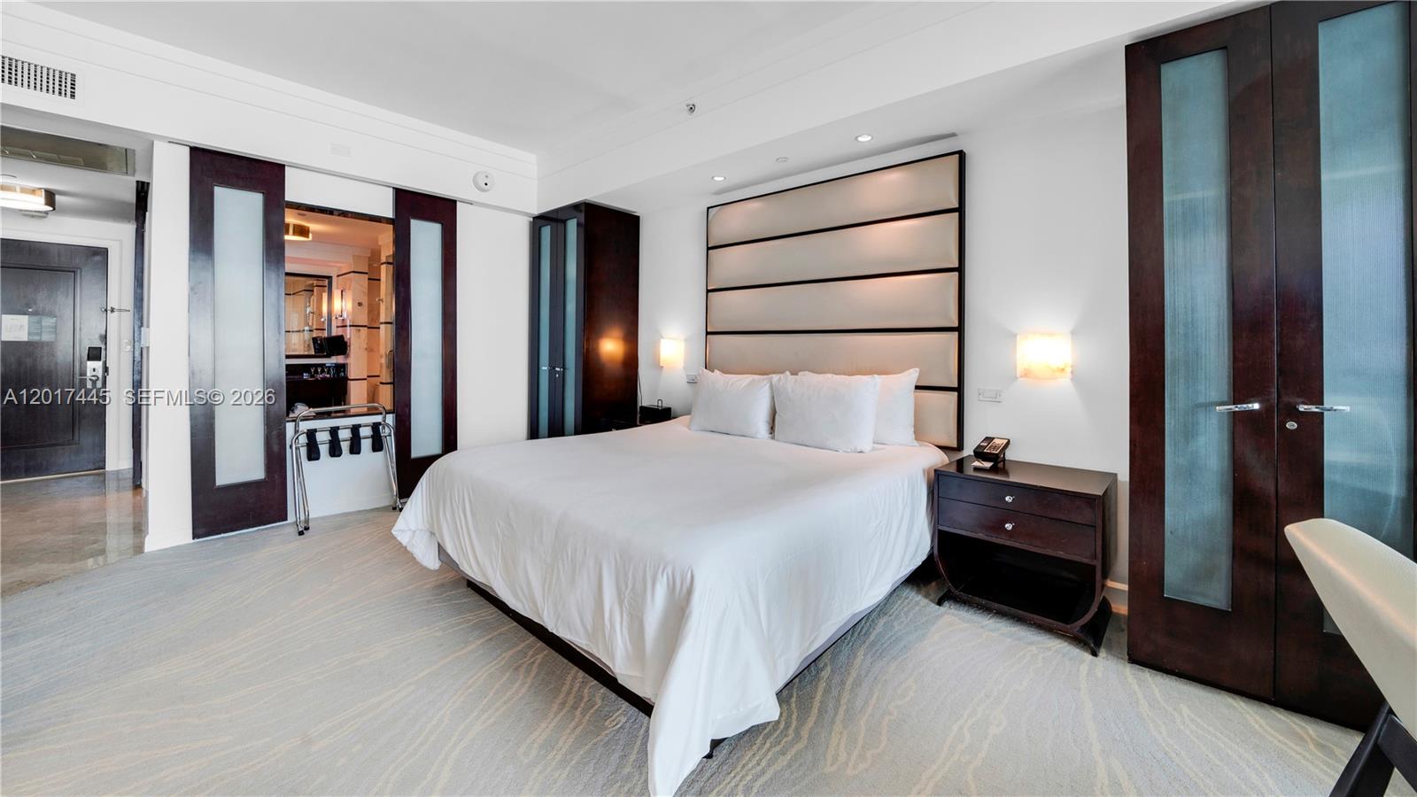 FONTAINEBLEAU III OCEAN C - Residential