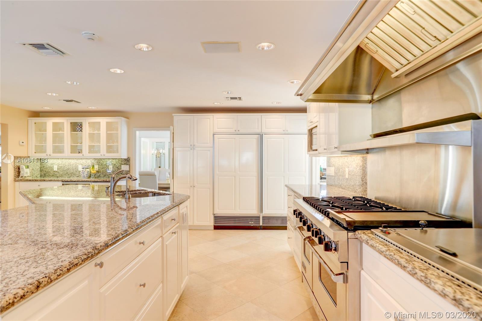 Bay Colony - Residential